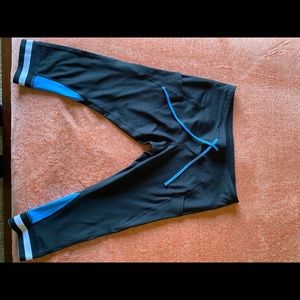Zella capri leggings